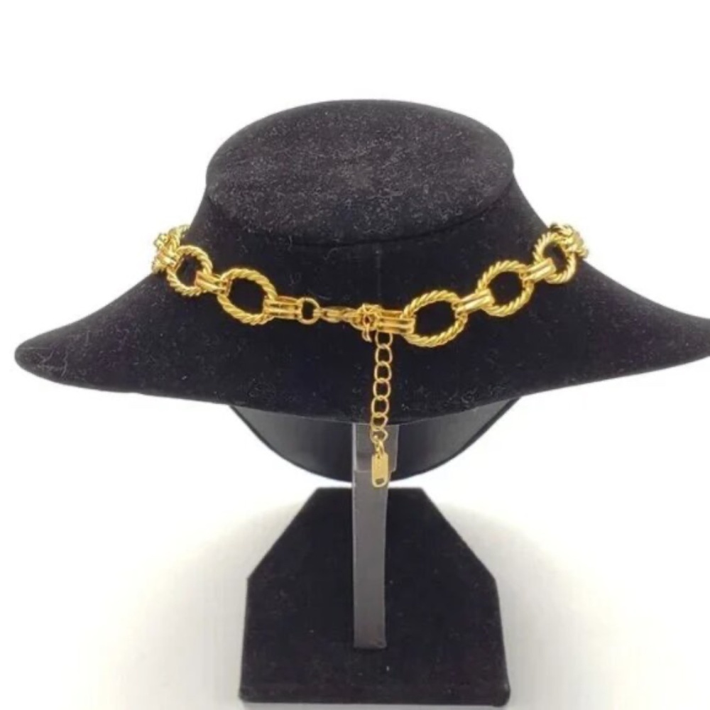 Authentic Louis Vuitton Lock & Key with Gold Plated Gold Chain Necklace 012926 - Picture 3 of 8